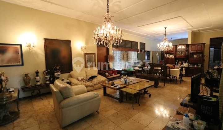 COMMERCIAL LAND BONUS CLASSIC HOUSE STRATEGIC CILEDUG, EASY ACCESS TO PONDOK INDAH, SENOPATI