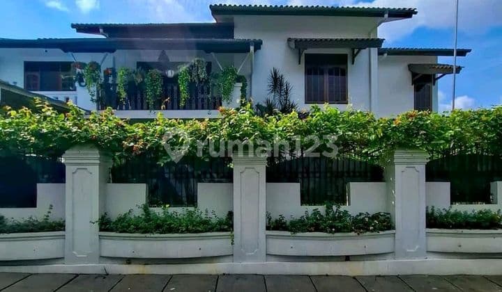 Ragunan Pasar Minggu Ready-to-Occupy House Strategic Location