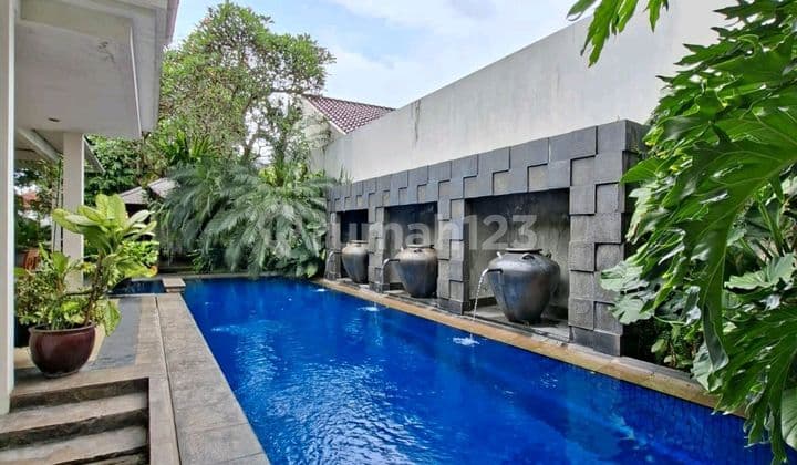 Cipete Cilandak Rumah Classic Terawat Siap Huni Halaman Luas