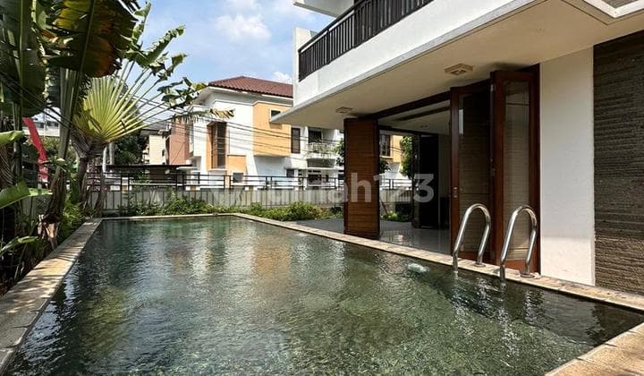 Cilandak Fatmawati Modern Tropical House Posisi Hoek