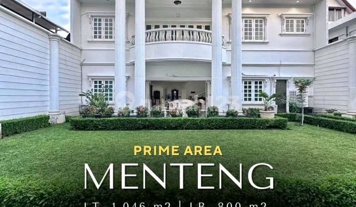 Menteng European Classic House Prime Area Large Yard