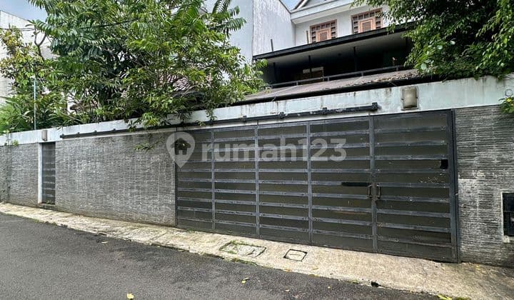 Senopati Area, Kebayoran Baru, Ready-to-Live House, Strategic Location