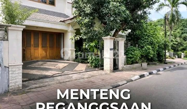 Menteng Pegangsaan Ready-to-Occupy Semi-Furnished House