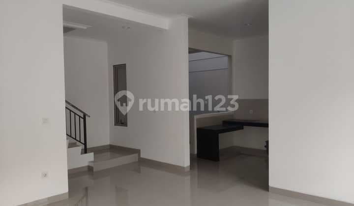 Dijual Rumah Kosongan di Cluster Arcadia Pik2 8X12.5