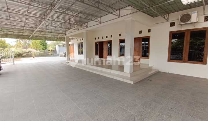 For Rent Spacious Comfortable 1-Story House in Sidoarum Godean Area