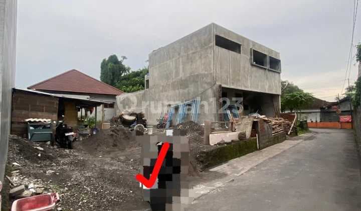 Yard Land in Tambakrejo, Palagan Road Km 9