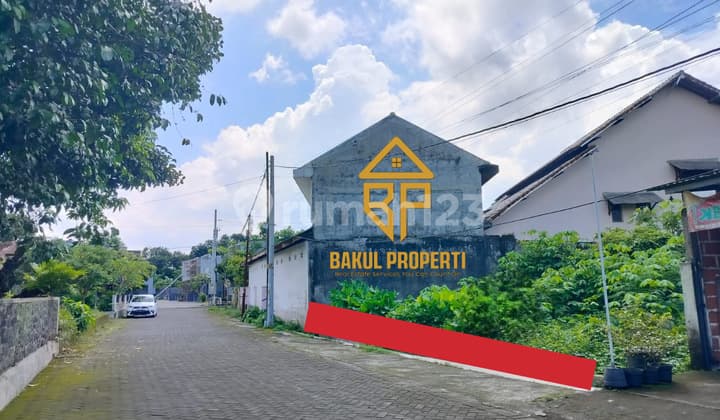 Tanah Strategis Lebar Ideal Depan Perumahan Di Tlogoadi