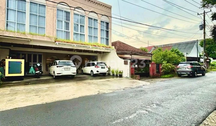 New Villa in a Premium Area in the Center of Yogyakarta City