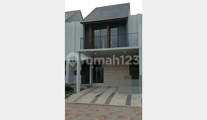 Turun Harga 800 Juta! Jual Rugi Rumah Cluster Wisteria Metland Menteng - Brand New Furnished & Attic Room (028 Co 030)