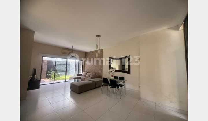Jual Cepat! Rumah Mewah Cluster Alamanda Jakarta Garden City - Siap Huni & Lokasi Strategis! (015)