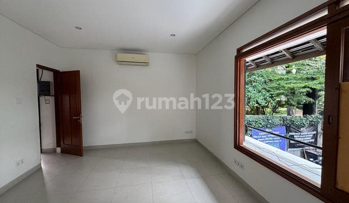 Disewakan Ruang-usaha Daerah Sayap Dago Bandung