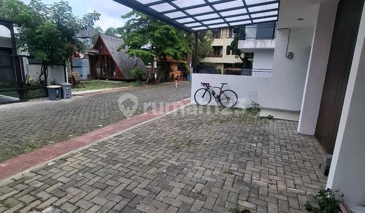 Dijual / Disewakan Rumah Lux Modern Setiabudi Regency
