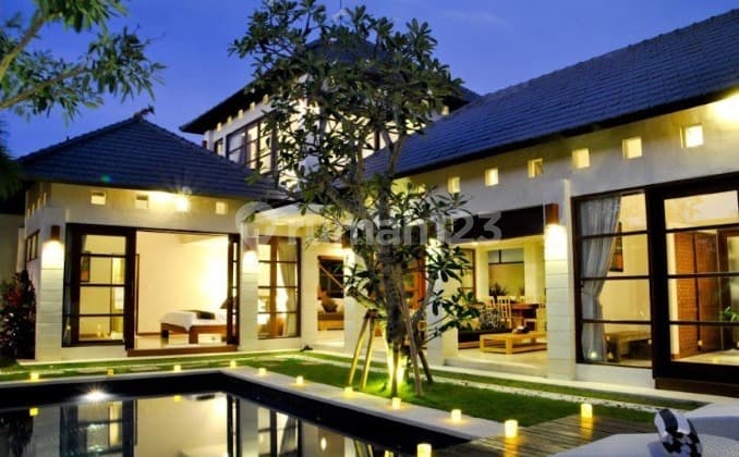 * Disewakan Villa 3br In Petitenget Bali*