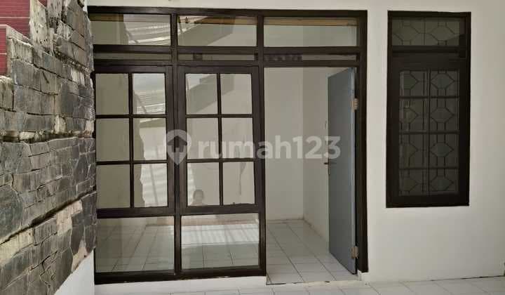 Disewakan Rumah Tinggal Taman Holis Indah Bandung