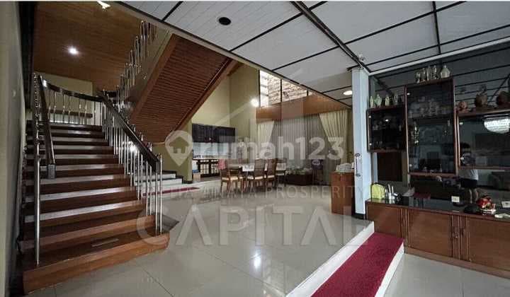 Rumah Lux Mewah di Komplek Cipaku Bandung