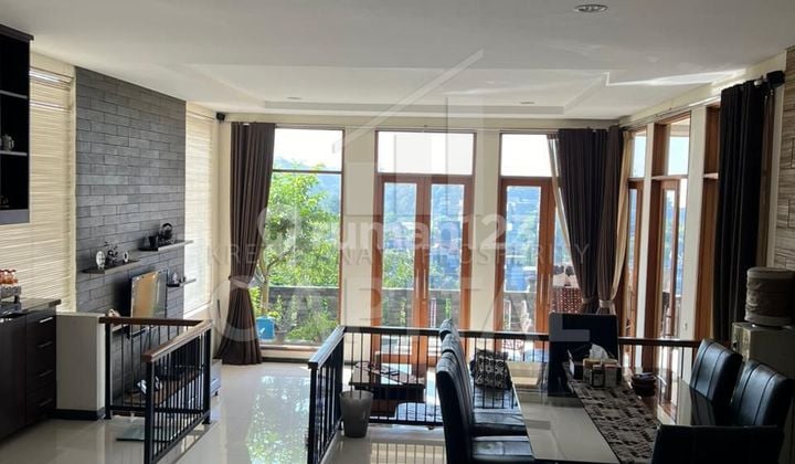 Rumah Mewah di Resort Dago Pakar Lingkungan Premium dan Siap Huni