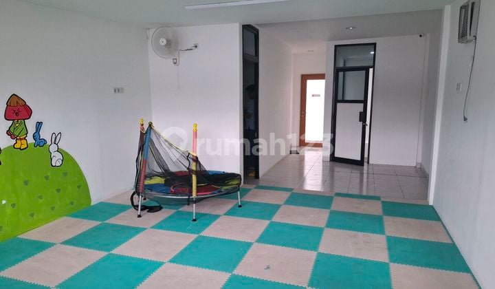 ******** ********.furnished