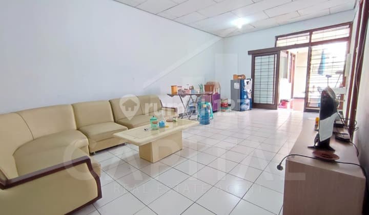 Rumah Terawat Tengah Kota Di Area Holis Bandung Kota