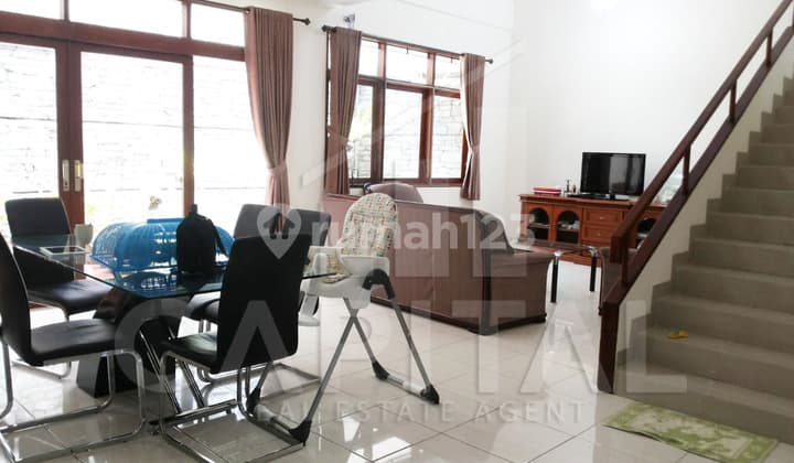 Rumah Nyaman Siap Huni 2 Lantai Di Area Hegarmanah Bandung Kota