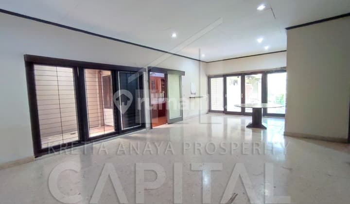 Rumah Tengah Kota Area Surya Sumantri Bandung Kota