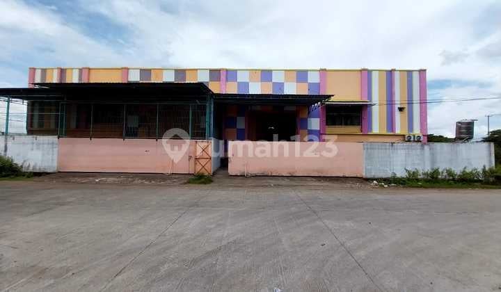 Warehouse for rent, area 1200m2 (Oct) Warehouse for rent, area 1200m2 (Oct)