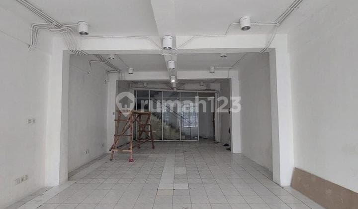 For Sale..3-Storey Shophouse Near Lebakbulus MRT Station