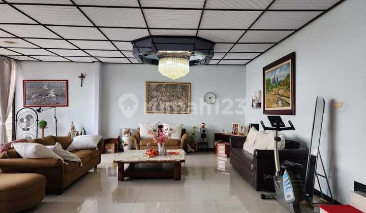 Jual Rumah Besar di Cipaku, View Sunset Bandung Utara