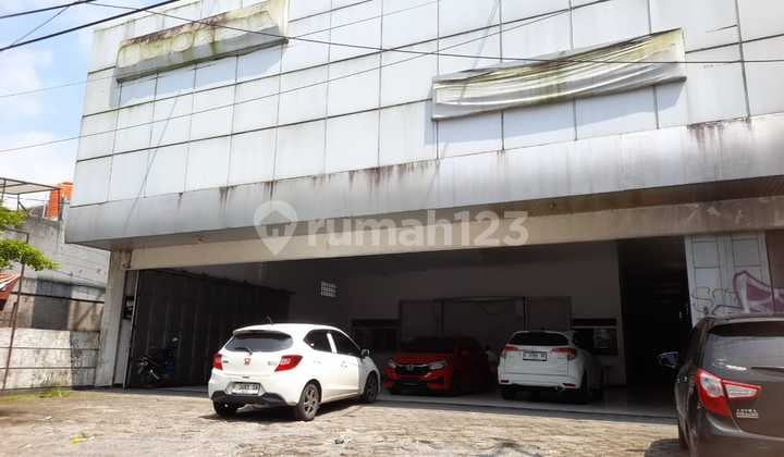 Jual Tempat Usaha Jalan Siliwangi Pelabuhan Ratu Sukabumi