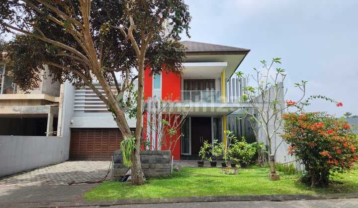 Dijual Rumah Tatar Ratnasasih Kota Baru Parahyangan, Bandung