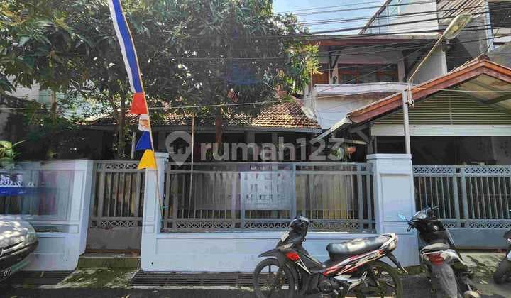 Jual Rumah Strategis di Tengah Kota Bandung