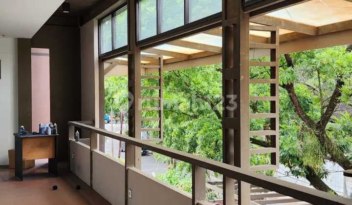 Ruang-Usaha Jalan Cilaki, Siap Huni, Cocok untuk Kantor