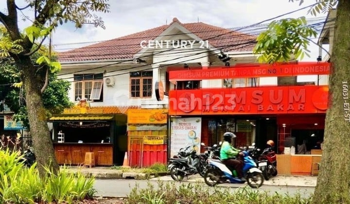 For Sale: House and Business Space in a Highly Strategic Location
