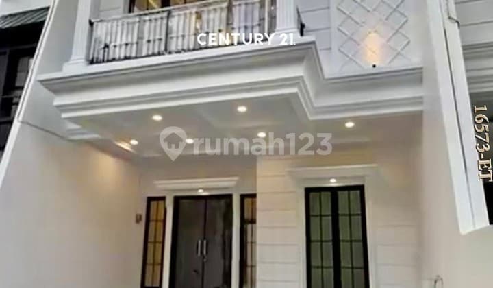 Dijual Rumah Brandnew Ada Roof Top di Dalam Townhouse Kecil