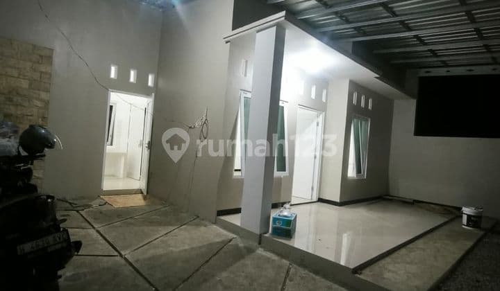 Rumah Dalam Perum Di Utara Pasar Godean Sleman