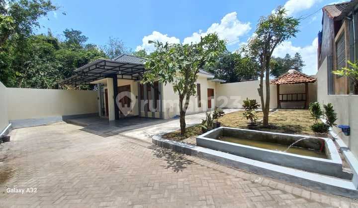 Rumah Shm Dalam Perum Di Dekat Ibarbo Park