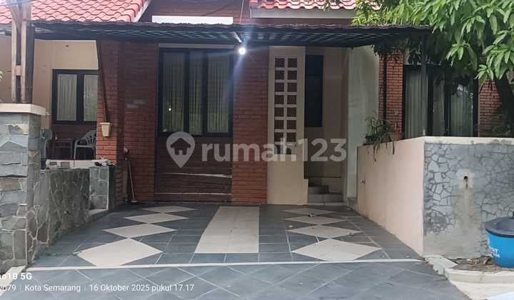 For Rent House In Villa Pinus Banyumanik