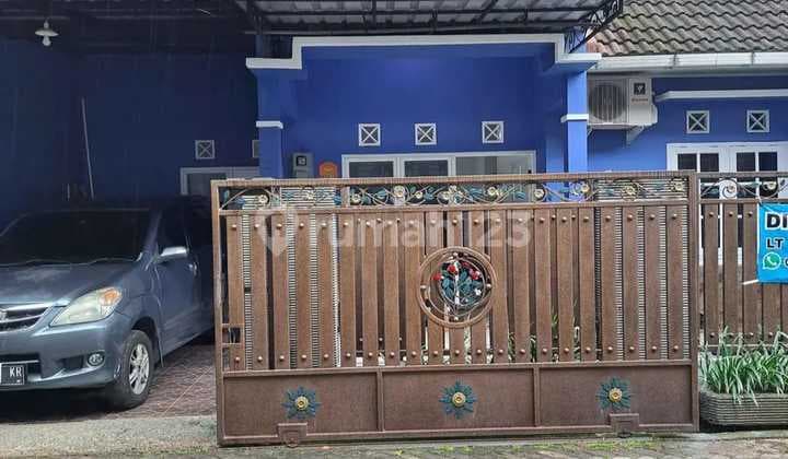 For Sale: House in Sumurboto Banyumanik Estate