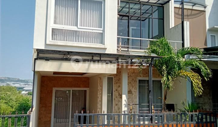 Sell House + Swimming Pool in Pasadena Manyaran
