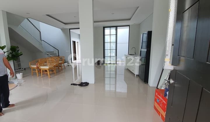 Rumah Citraland Cluster Oakwood Park Baru Gress Kawasan Favorit