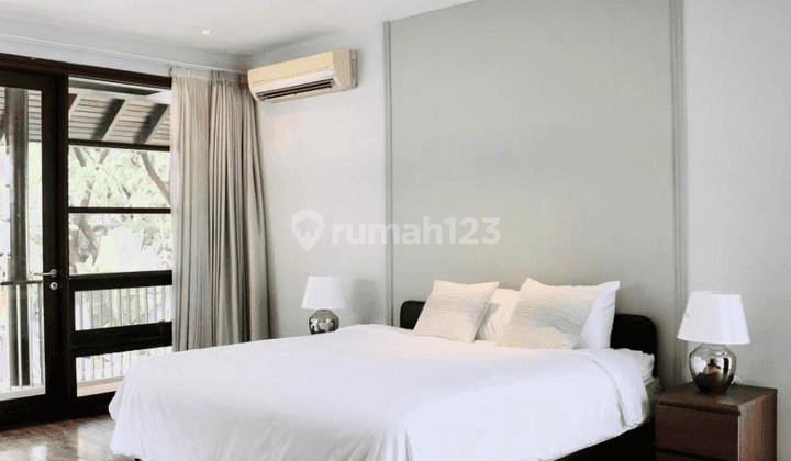 Rumah di Isen, Darmo Permai Full Furnished New Mewah