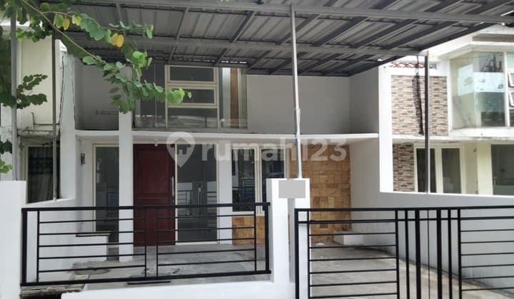 1 Lantai Terawat Rumah Greenlake Natural Living Wonorejo