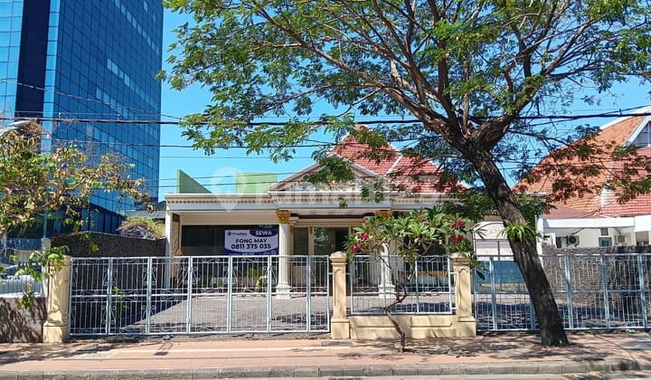 Raya Darmo Commercial Building, Central Surabaya - Suitable for Business