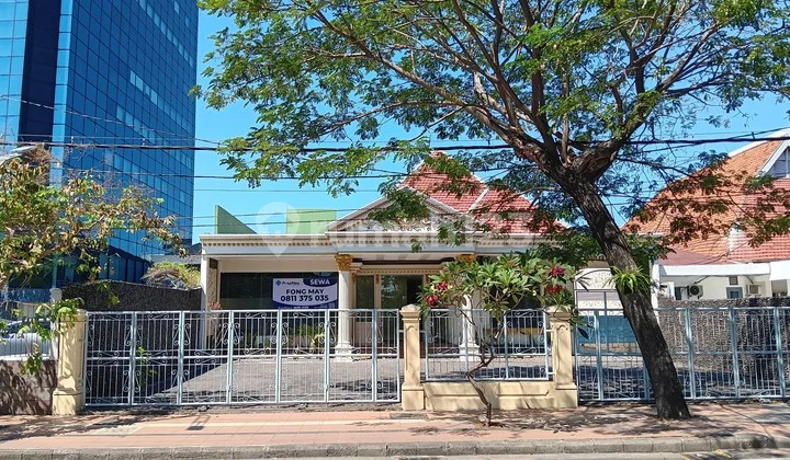 Raya Darmo Commercial Building, Central Surabaya - Suitable for Business