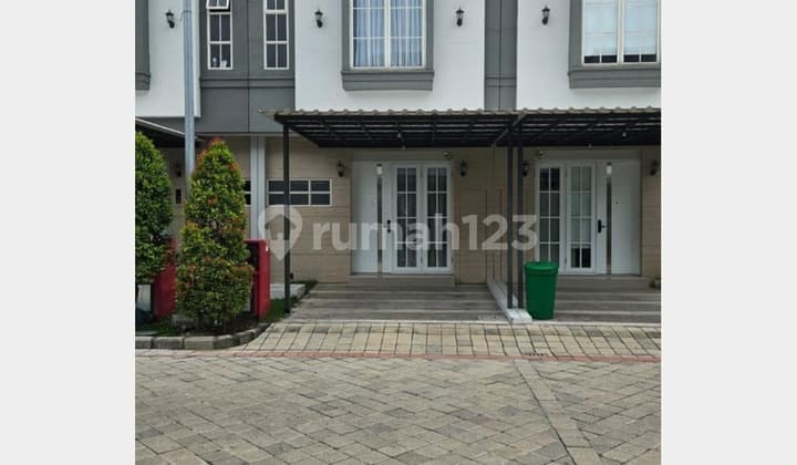 Modern Minimalis Rumah Wisata Bukit Mas Dekat Pakuwon Mall, Citraland, Supermarket