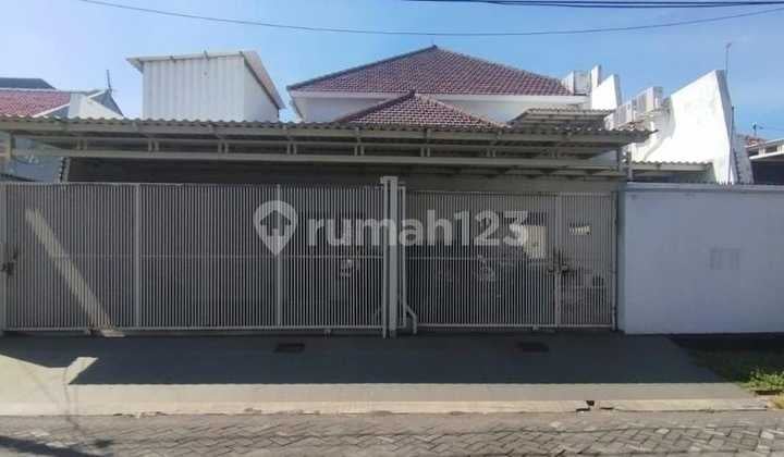 Rumah Manyar Tirtomoyo Bangunan 2 Lantai Terawat - Harga bisa Nego Lagi