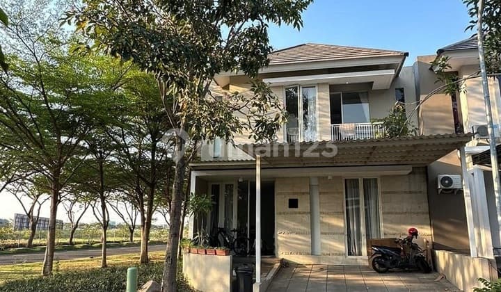 Adem Hadap Selatan Rumah Citraland The Greenlake, Surabaya