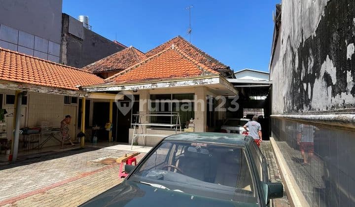 Ciamik Terawat bisa Nego Rumah Komersial Jl. Widodaren