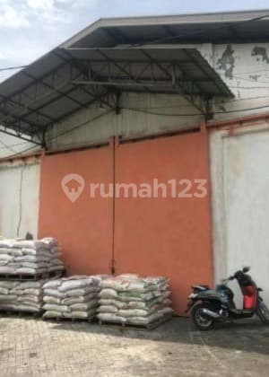 Ready-to-Use Well-Maintained Excellent Romokalisari Warehouse for Business.