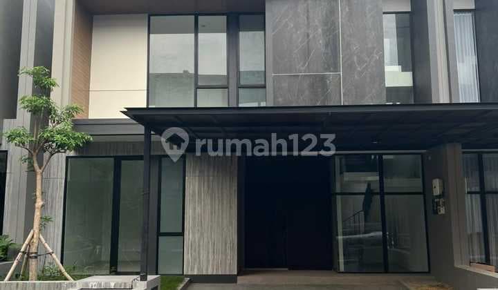 Gress dekat Club House Rumah District 9, Citraland
