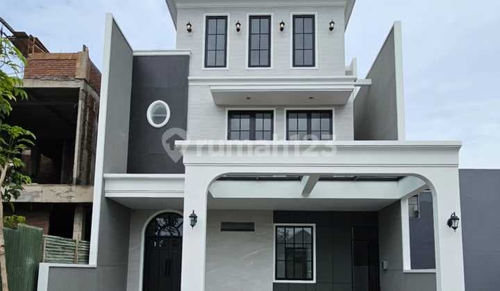 Rumah Citraland Surabaya Barat Minimalis Ciamik Modern
